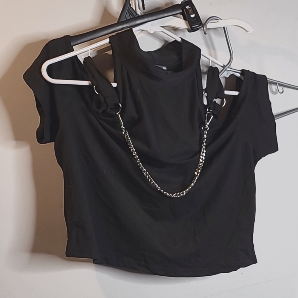 never worn K!nk black chained crop top t-shirt 👕 size 2xL